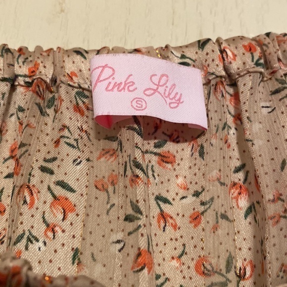 Pink Lily Ruffle Sleeve‎ Top - Picture 5 of 6